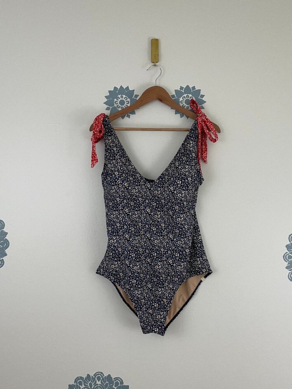 Summersalt The Tie Backflip One Piece Swimsuit in Bloom Print Size 12